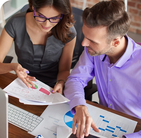 Planificación estratégica de contenido con cronogramas visuales para redes sociales y campañas digitales