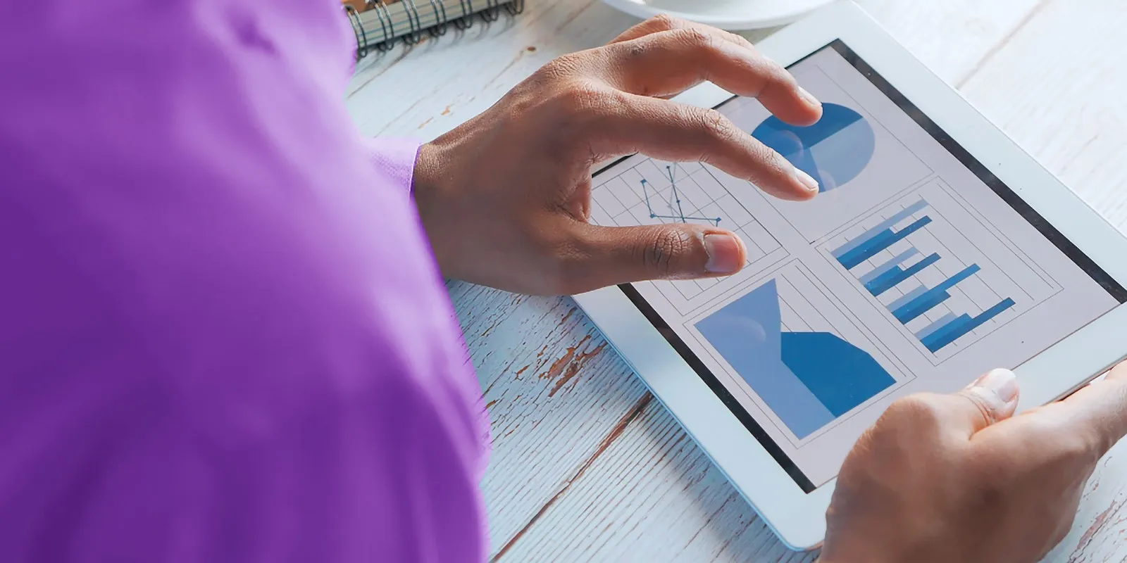 Monitoreo de campañas, reporting digital, análisis de datos, seguimiento de métricas, visualización de informes, medición de resultados, dashboards, rendimiento digital, KPIs, optimización de estrategias, Digimedia